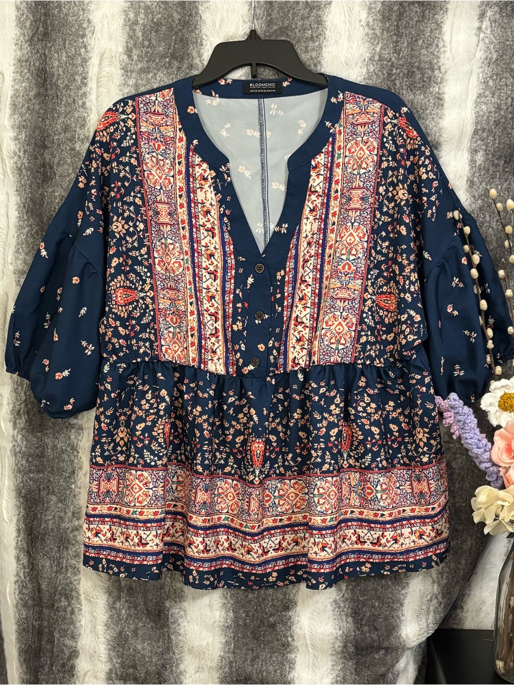 BloomChic Navy Multicolor Floral Border-Print Boho Top size 1X (14-16)